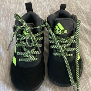 Adidas unisex- child Cross Em Up 5  11 Wide Little Kids